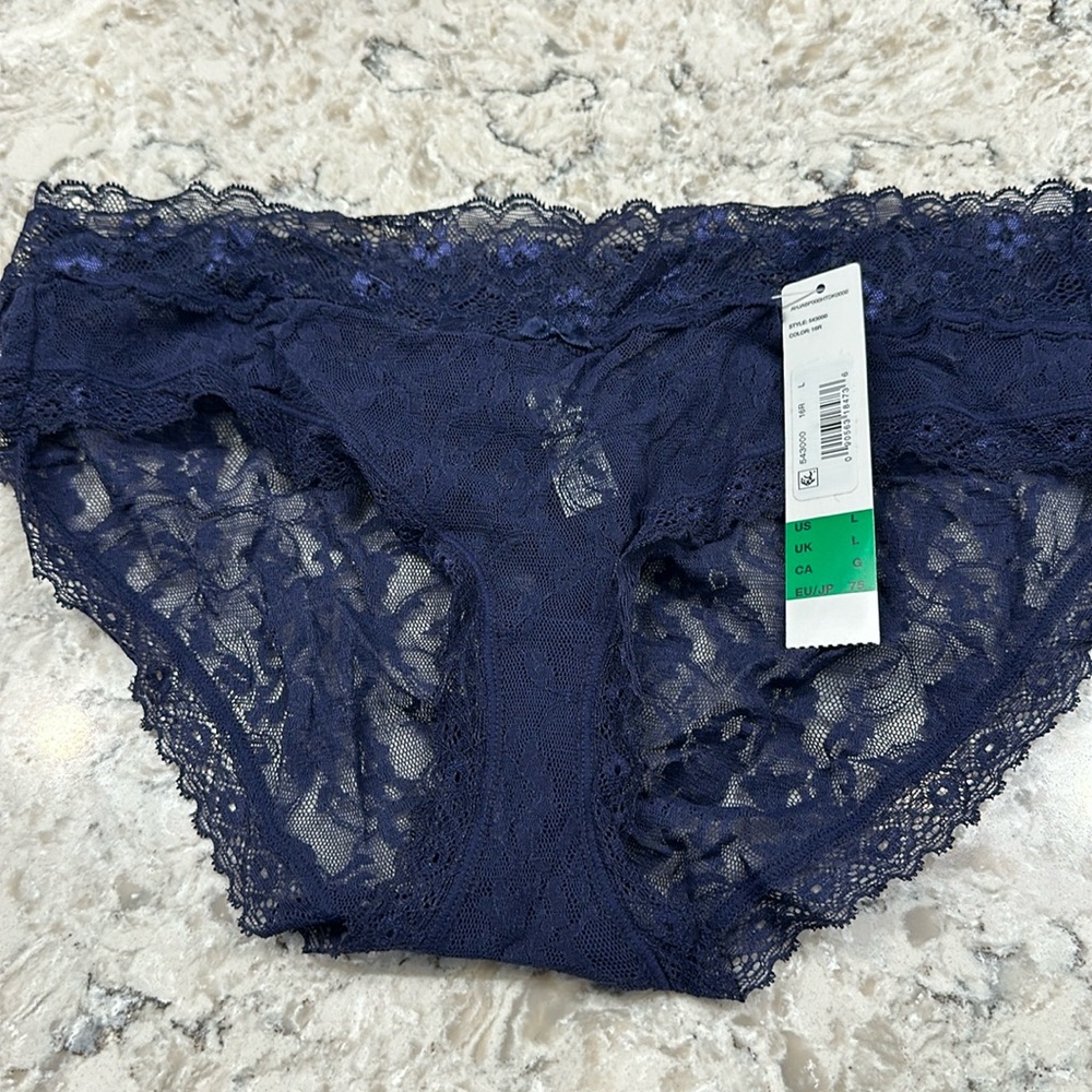 NWT DKNY Navy Lace Bikini Panties
